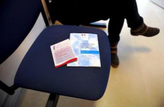 Aide médicale d'Etat : le Sénat rogne son budget 