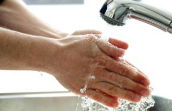 Aux toilettes, 1 salarié sur 2 ne se lave pas les mains