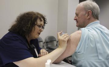 Grippe : l'efficacité du vaccin pour les seniors confirmée