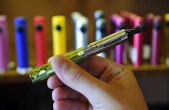 E-cigarette : près de 30 millions d'Européens l'ont déjà testée