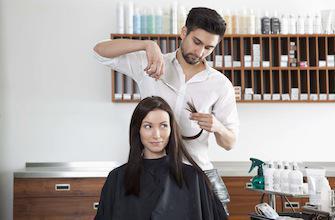 La Sécu aide les coiffeurs qui souffrent de TMS