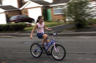 Accident de vélo : seuls 11% des enfants hospitalisés portaient un casque  