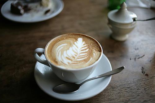 Cancer colorectal : 2,5 tasses de café réduit le risque de moitié