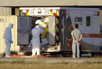 Ebola : le patient rapatrié en France est dans un état grave