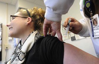 Le vaccin contre la grippe donne de meilleurs résultats chez les femmes