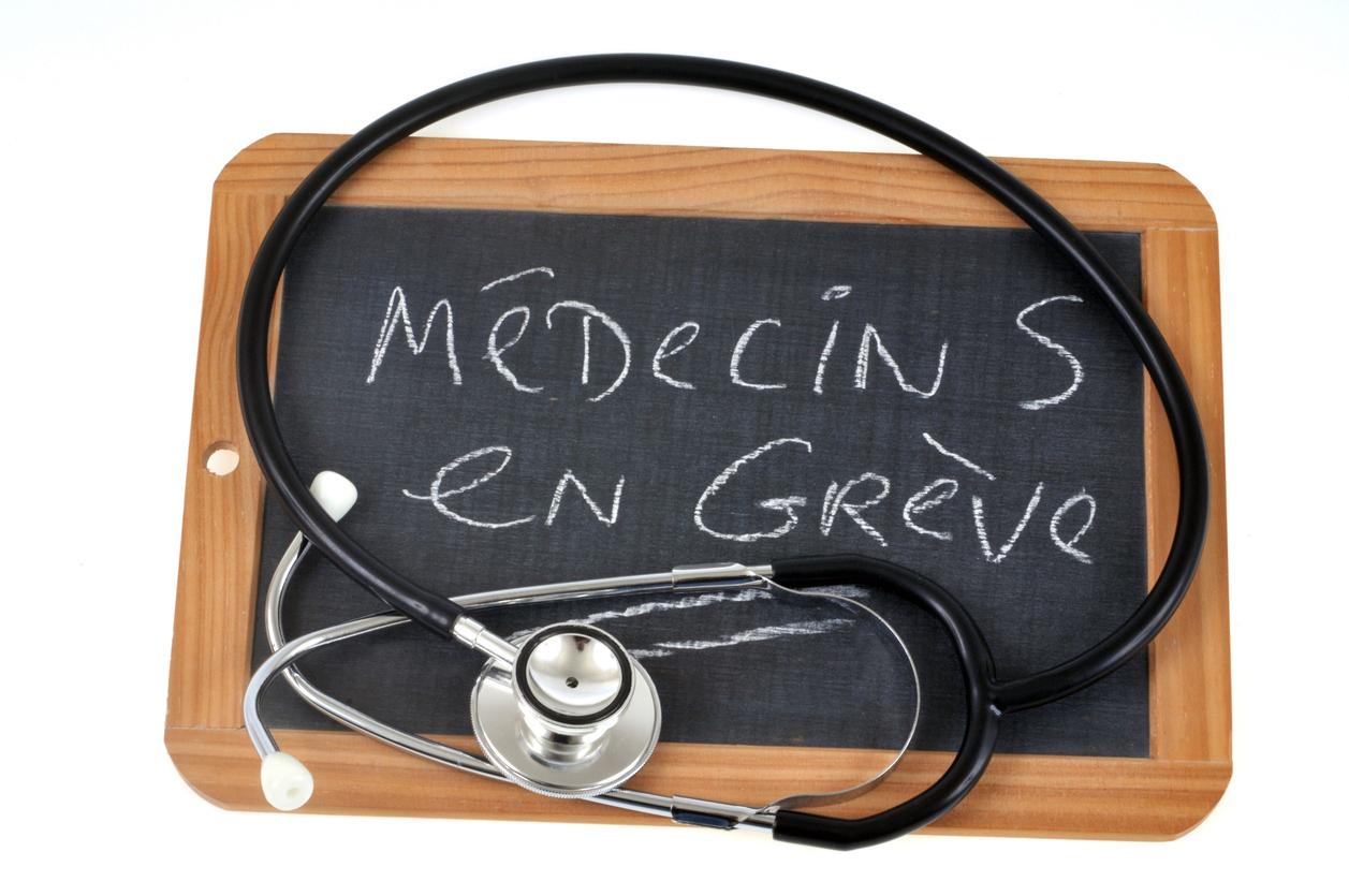 Grève des médecins : \