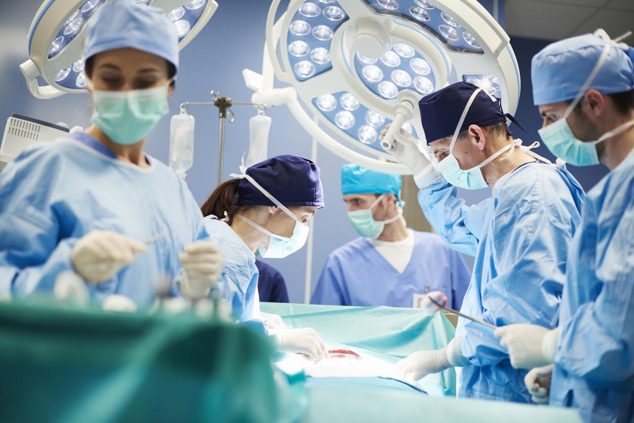 Les Académies de Médecine et de Chirurgie demandent la levée générale du “plan blanc” en s'appuyant sur la gestion des transplantations durant la crise