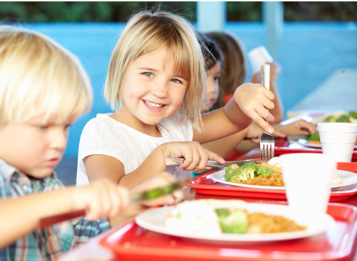 Alimentation : la taille des portions compte pour les jeunes enfants
