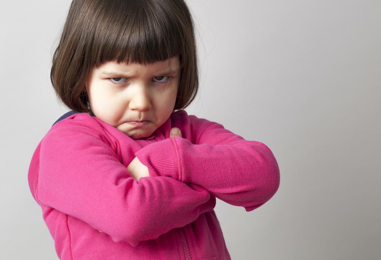Comment faire face à un enfant contrarié ?