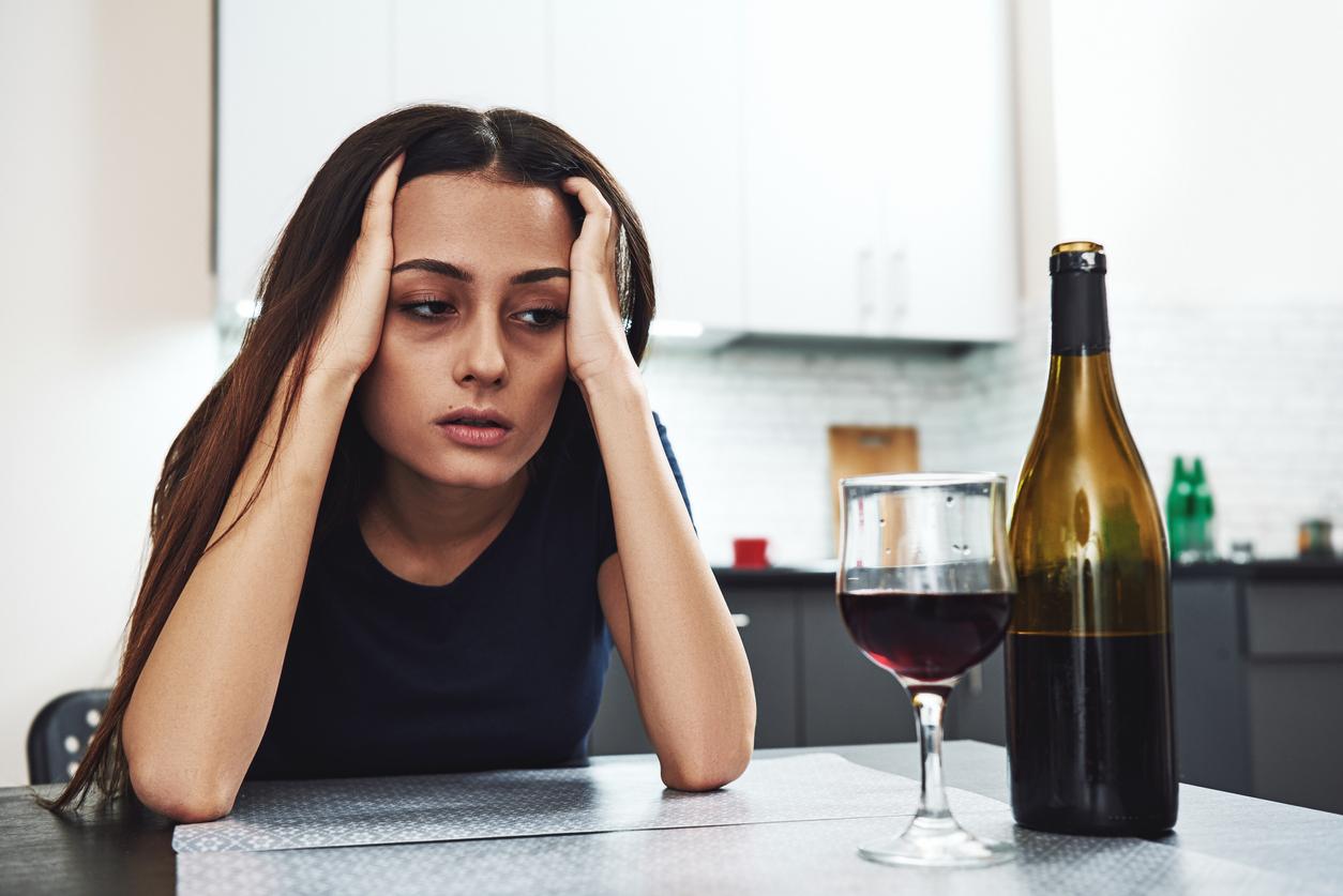 Alcool : comment sa consommation régulière contribue à la douleur chronique