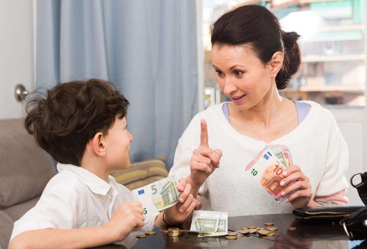 Comment initier votre enfant à la notion d'argent ?