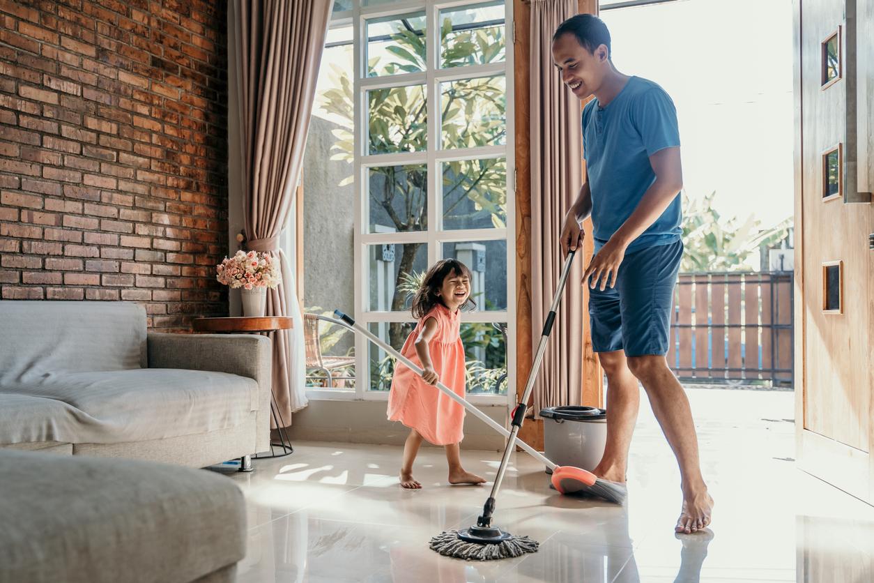 Quelles tâches ménagères pouvez-vous confier à votre enfant ?