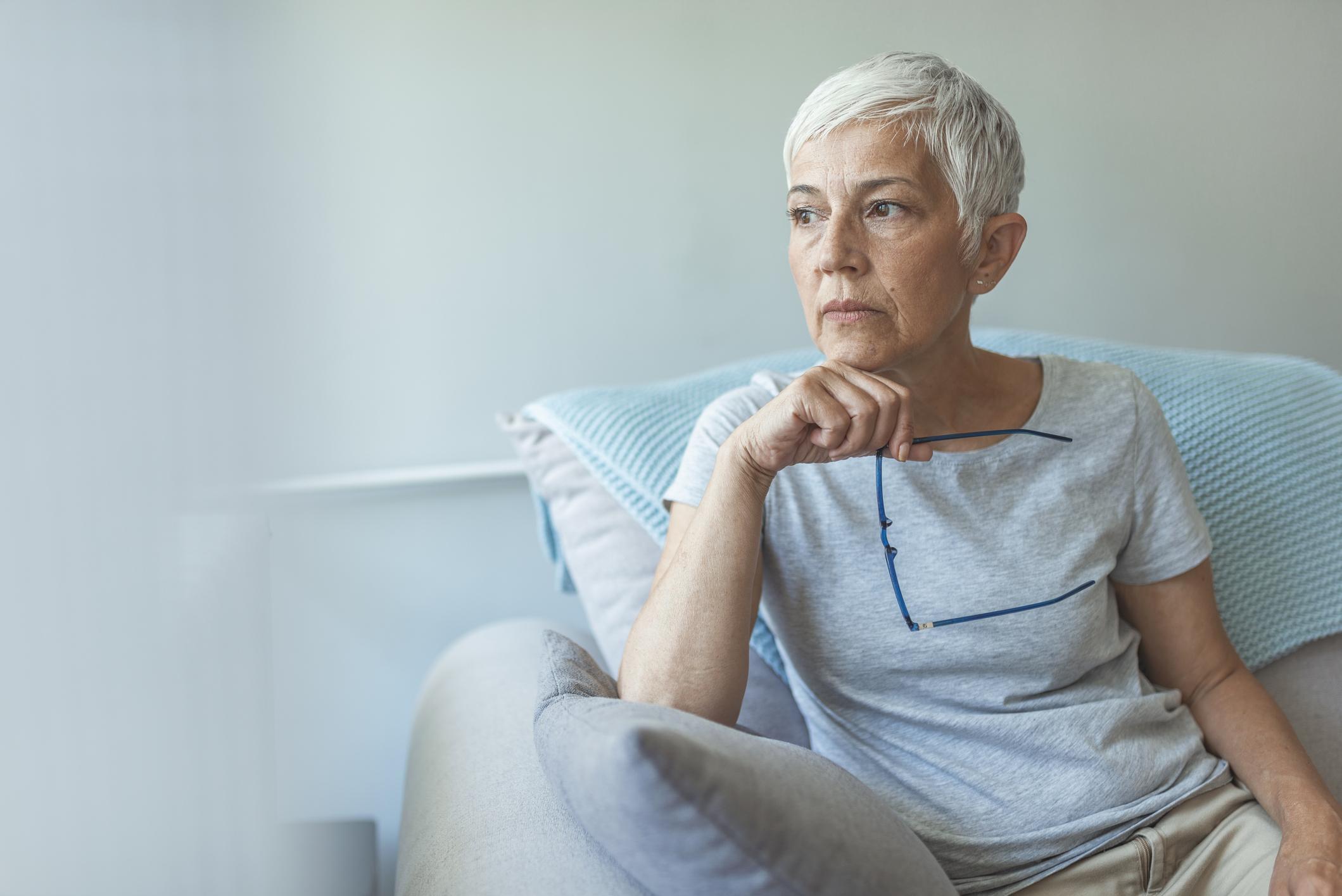 Alzheimer : une faiblesse en œstrogènes expliquerait sa plus grande fréquence chez les femmes