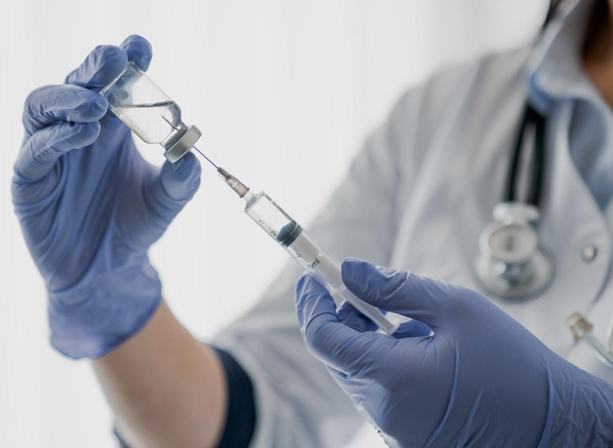 Vaccins : une seule dose pour les personnes déjà infectées