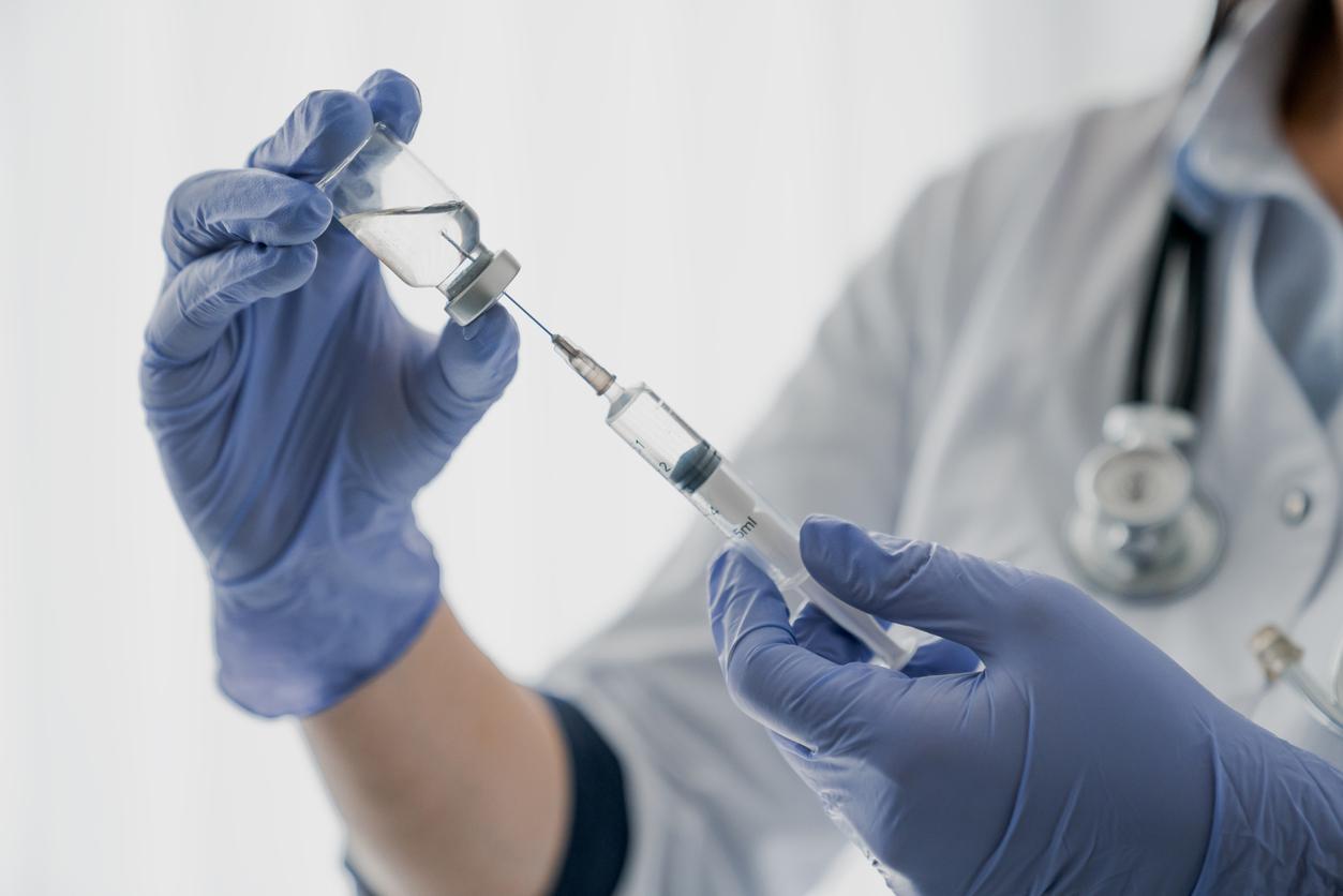 Covid, grippe : faut-il faire les 2 vaccins en même temps ?