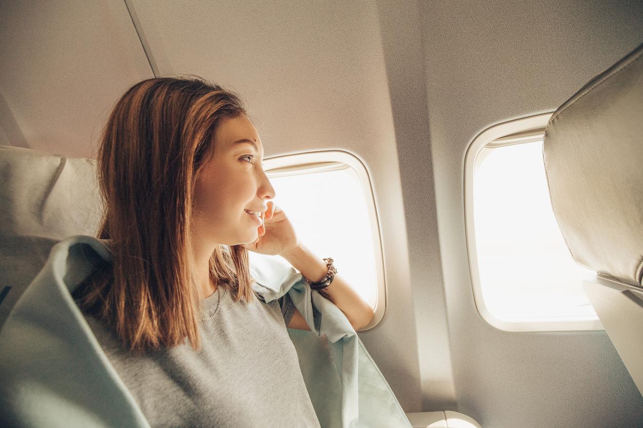 Voyages en avion : pourquoi vous ne devriez pas vous asseoir côté hublot   