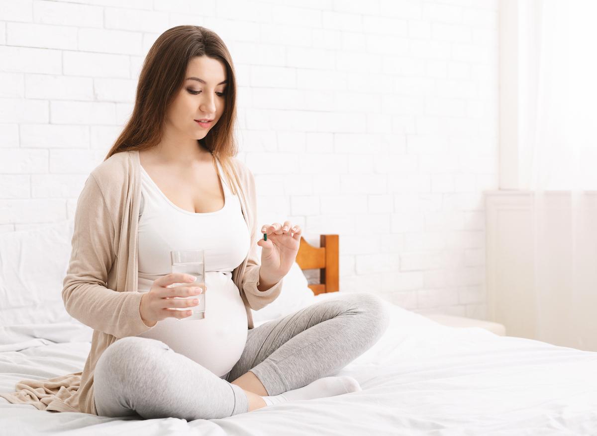 Le paracétamol chez les femmes enceintes, un danger pour les futurs bébés