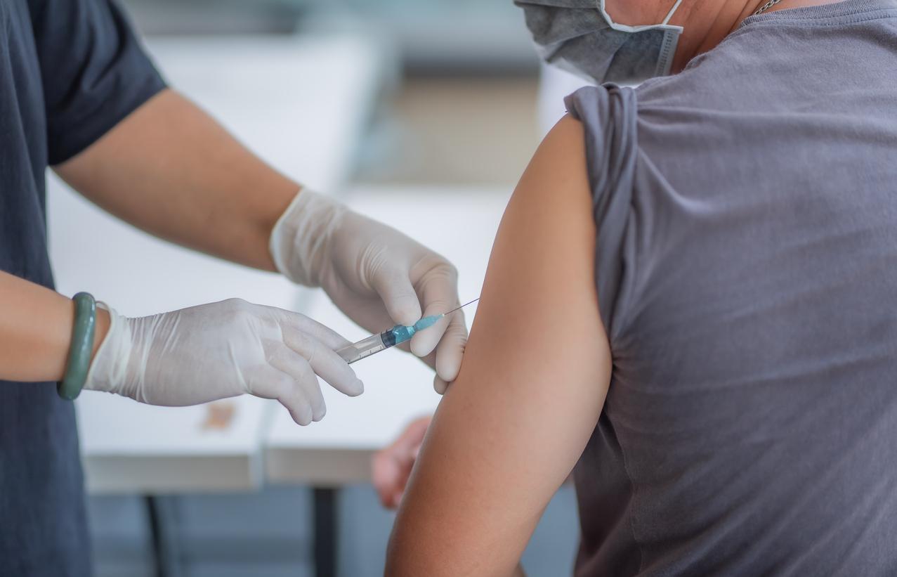 Vaccination contre la Covid-19 : les personnes symptomatiques ne sont pas prioritaires