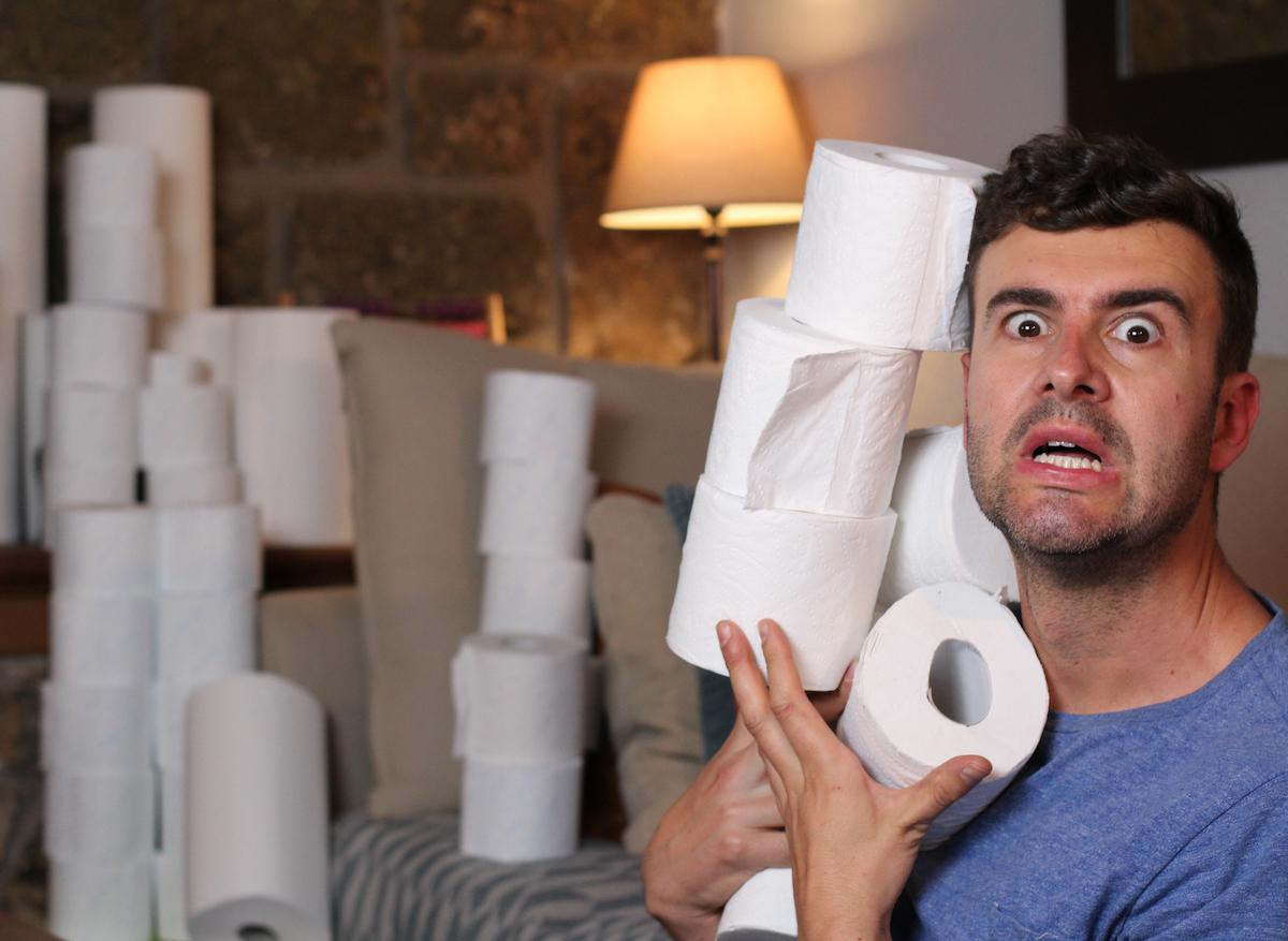Crise sanitaire : pourquoi tout le monde s’est rué sur les stocks de papier toilette
