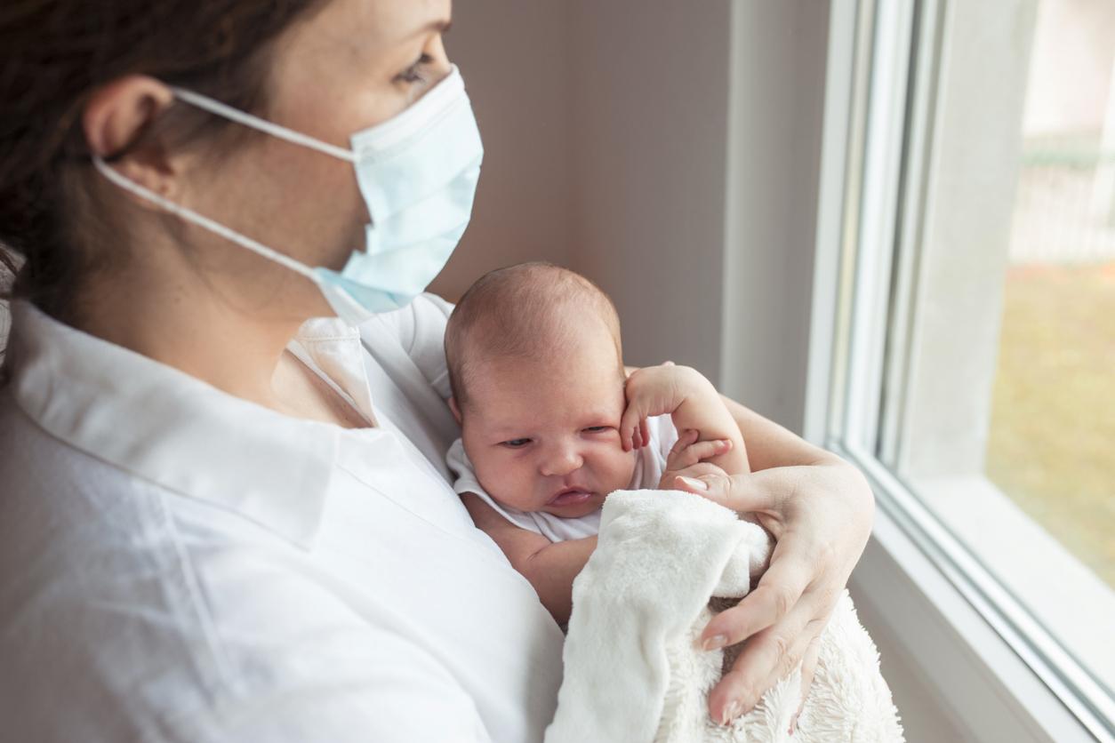 Covid-19 : le masque des adultes a-t-il un impact sur le développement des bébés ? 