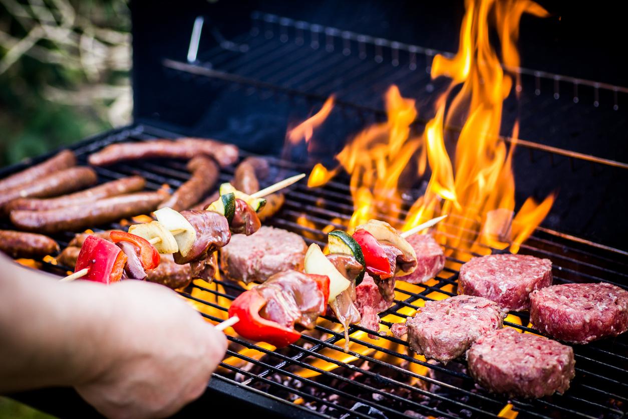 Barbecue : les bons gestes à avoir pour profiter de vos grillades sans risque