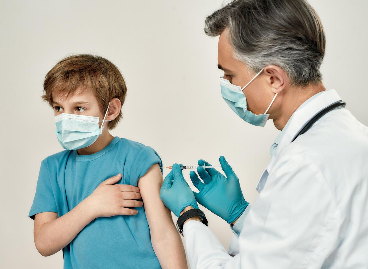 Vaccination : bientôt au tour des mineurs
