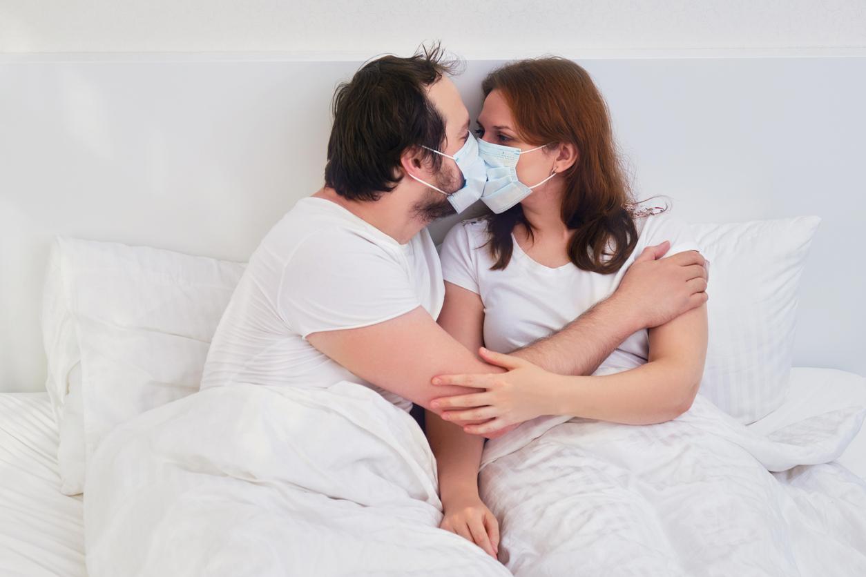 Coronavirus : le port du masque pendant le sexe recommandé au Canada