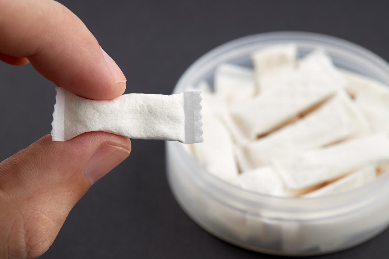 Pouches : l’OMS alerte sur le danger de ces sachets de nicotine dans le monde