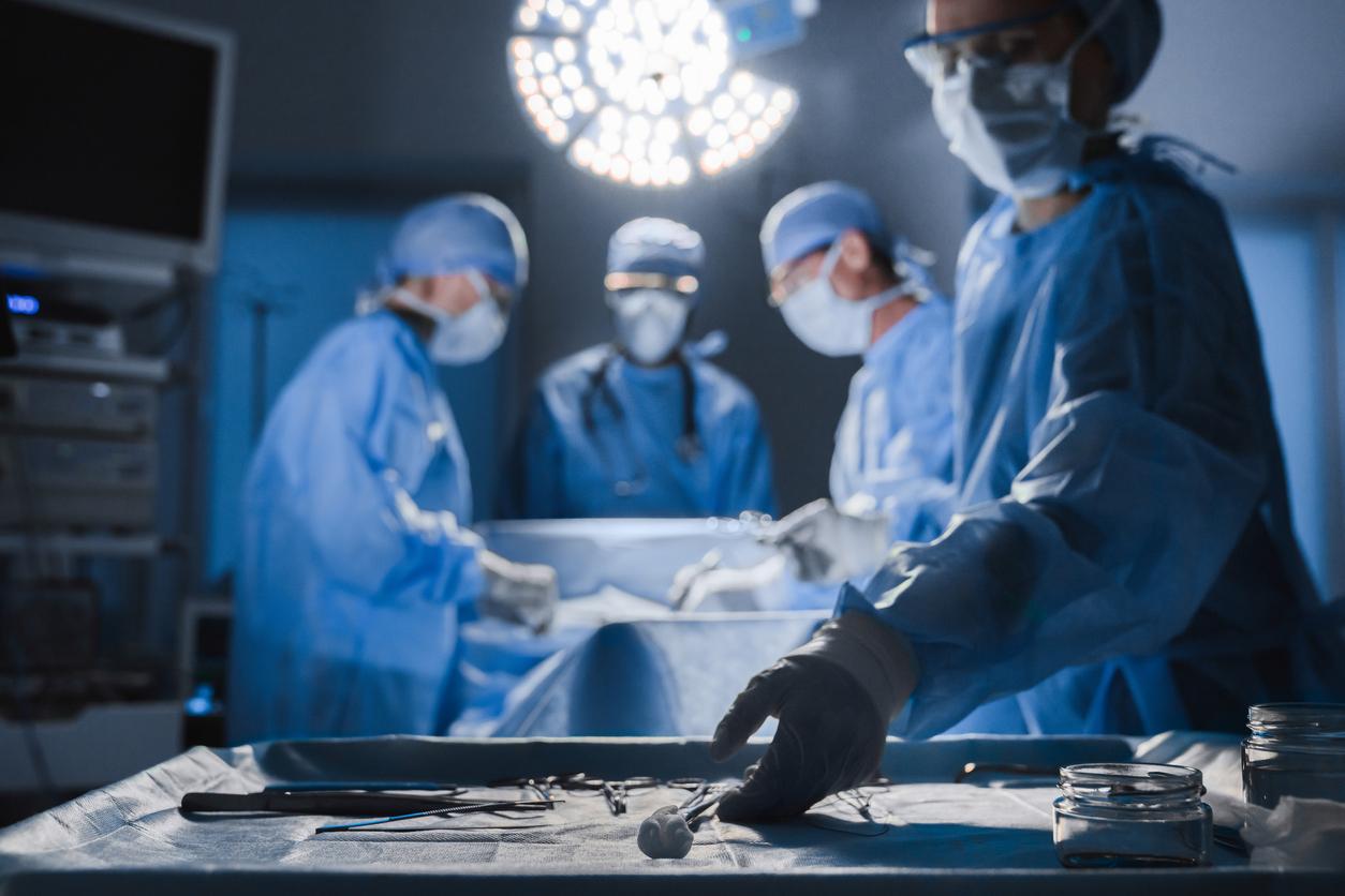 Interventions chirurgicales : les patients sortent-ils trop tôt de l’hôpital ?