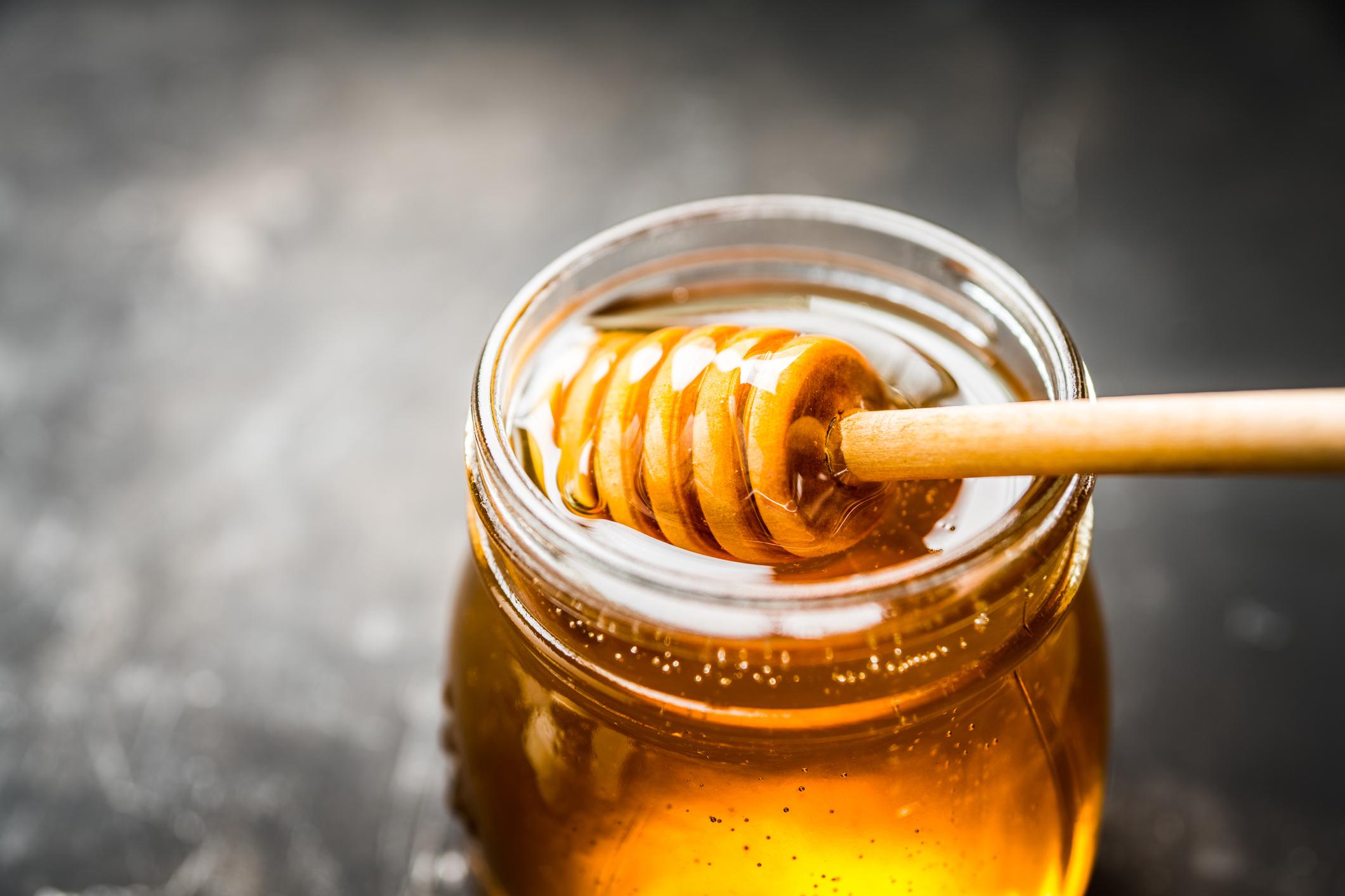 Cholestérol, glycémie à jeun... Le miel aiderait à les diminuer
