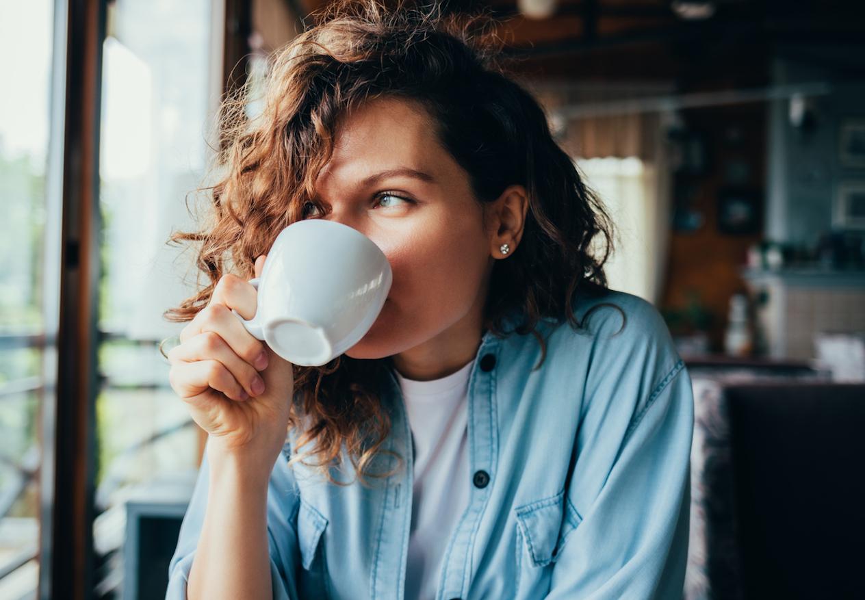 Buvons-nous du café pour lutter contre la fatigue ou par habitude ? 