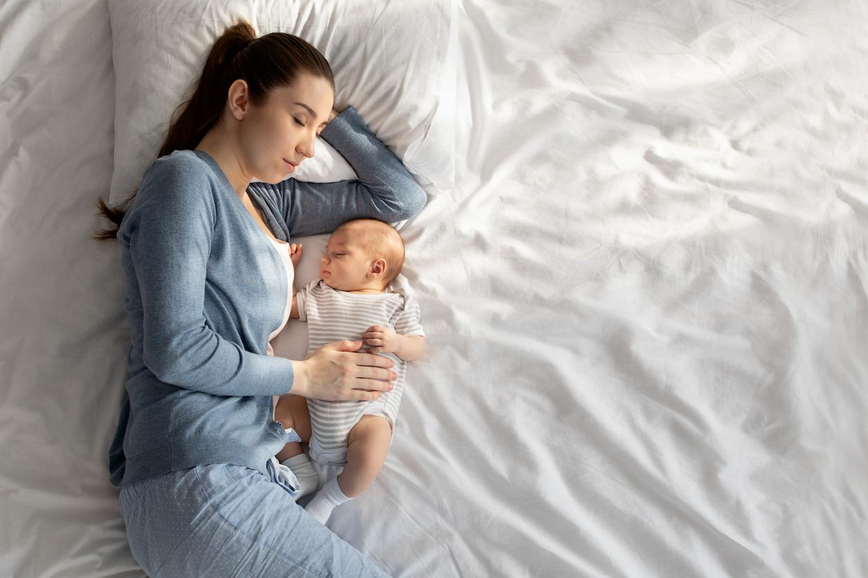 Dormir quand le bébé dort : pourquoi ce conseil ne règle pas les problèmes de sommeil