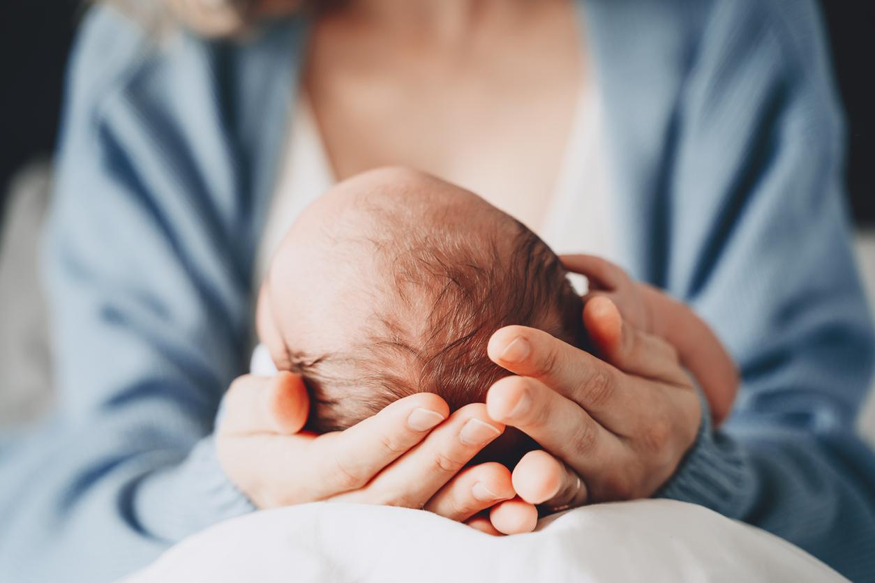 Maladie rare : leur bébé est né sans yeux 