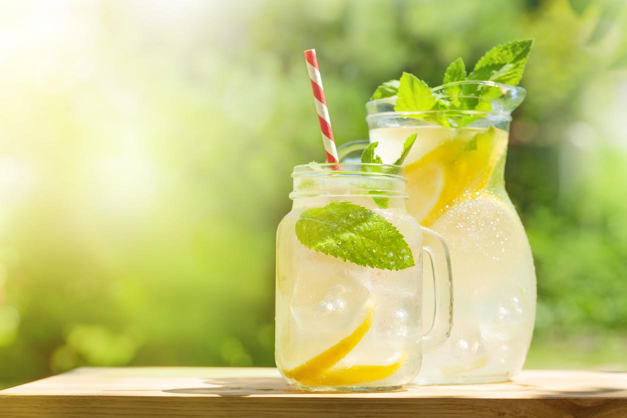 Jus de citron : pour notre santé, quand faut-il en boire ?
