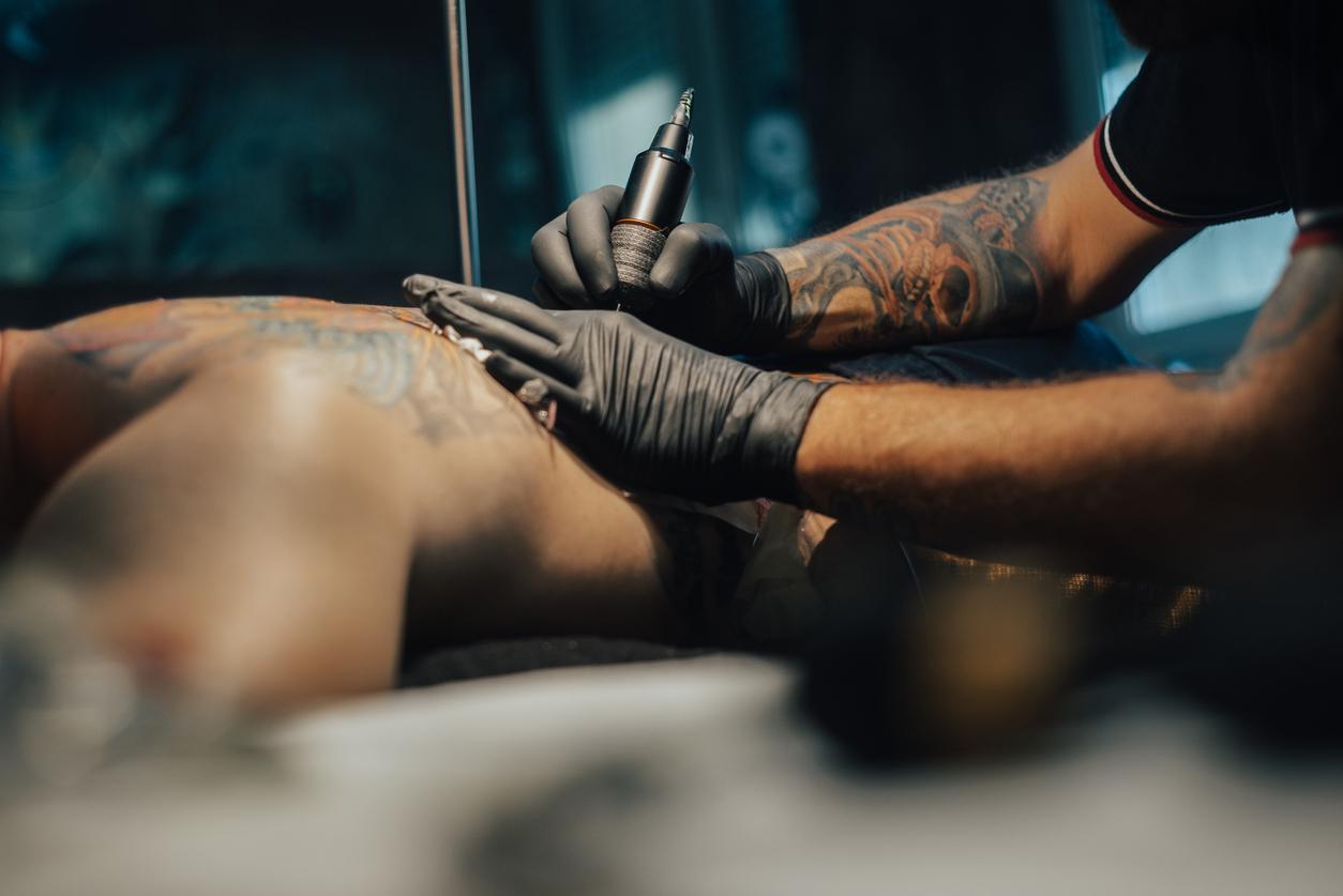 Le tatouage augmente-t-il le risque de cancer ?