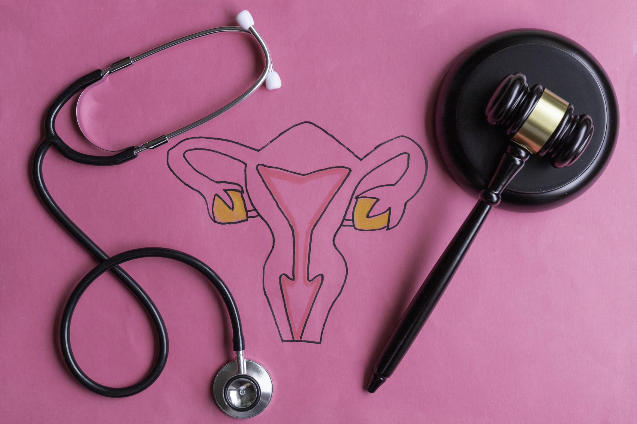 IVG instrumentale : les sages-femmes seront bientôt habilitées à la pratiquer à l’hôpital