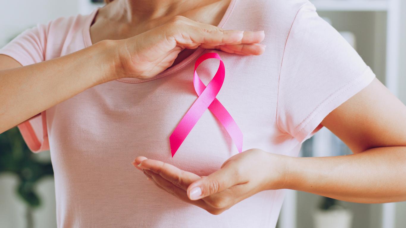 Cancer du sein : pourquoi il faut suivre les conseils de Carla Bruni