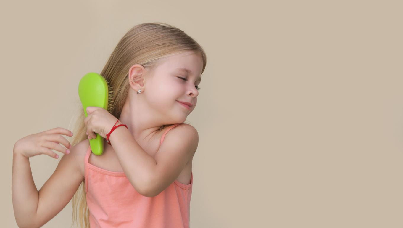 Les cheveux de vos enfants donnent des infos sur leur santé mentale