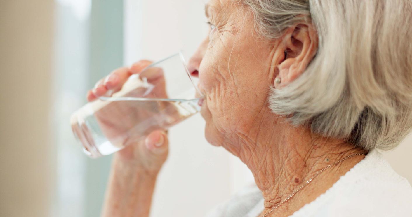 Comment éviter la déshydratation quand les températures grimpent ?