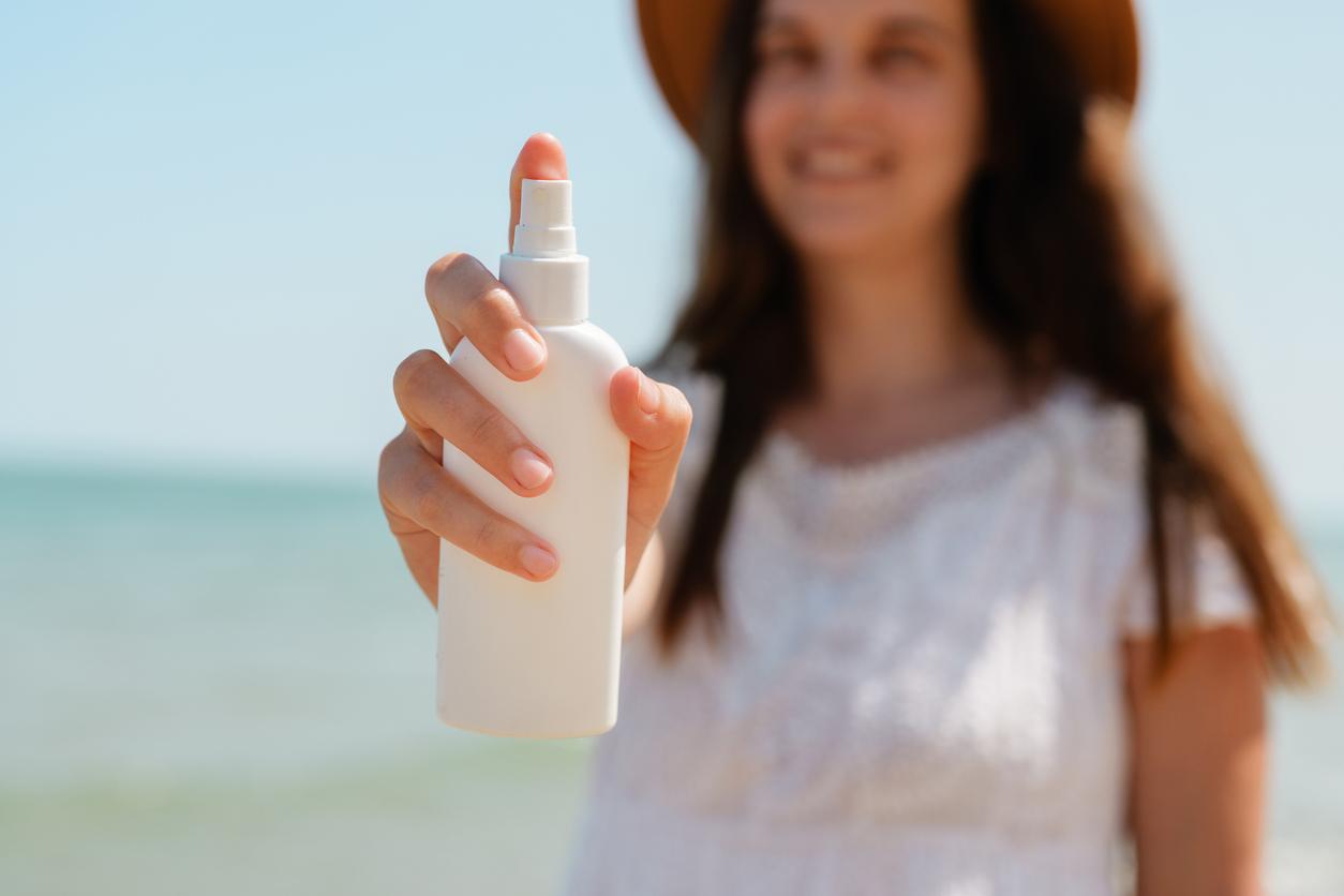 De l’eau salée pour bronzer plus : une astuce TikTok dangereuse 