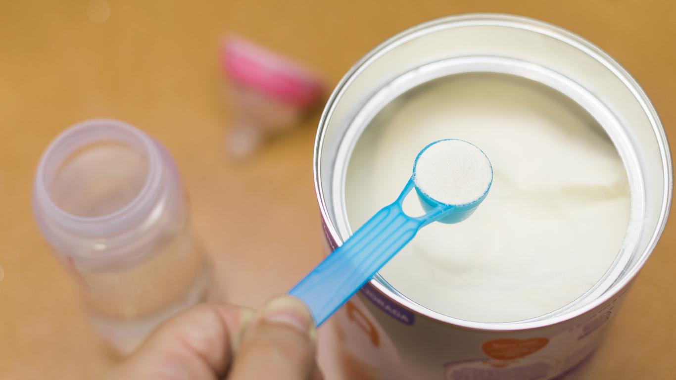 Laits infantiles contaminés : les rappels continuent