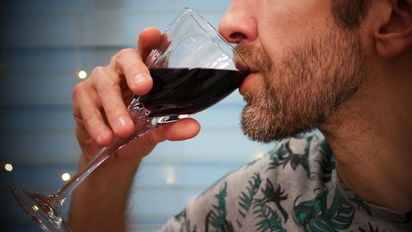 Alcool : pourquoi il ne faut pas dépasser 7 verres par semaine