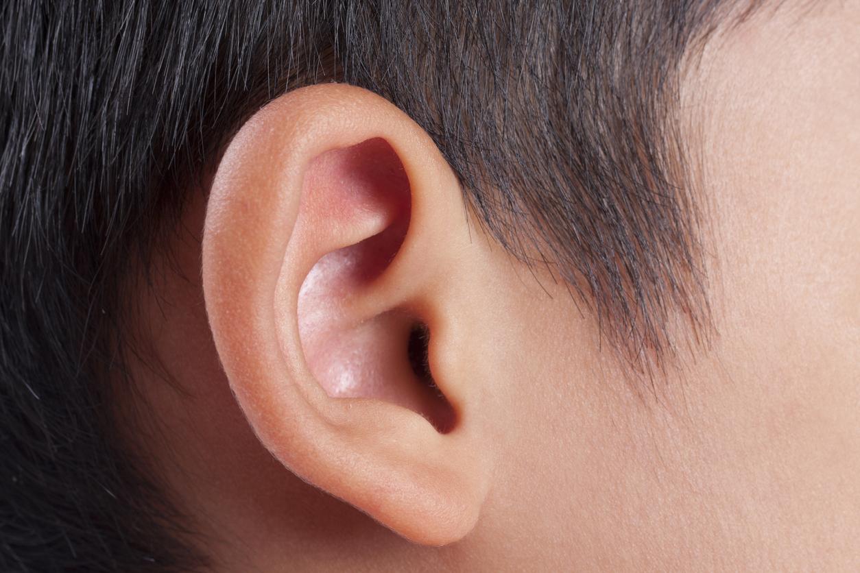 Grâce un traitement inédit, un enfant sourd entend pour la première fois