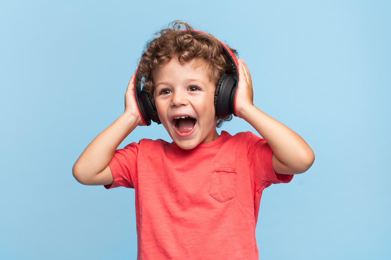 Headphones, headphones: 4 tips to reduce the risk of hearing loss in children