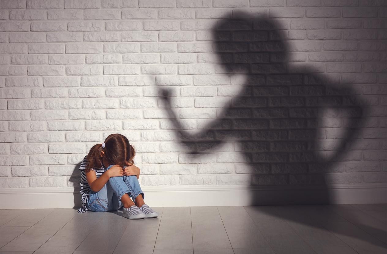 Crier sur son enfant peut être aussi nocif que les abus physiques