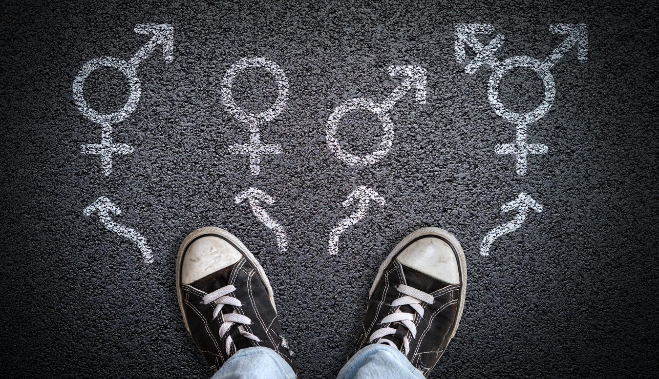 Transgenres, non binaires : le traitement hormonal améliore leur santé mentale