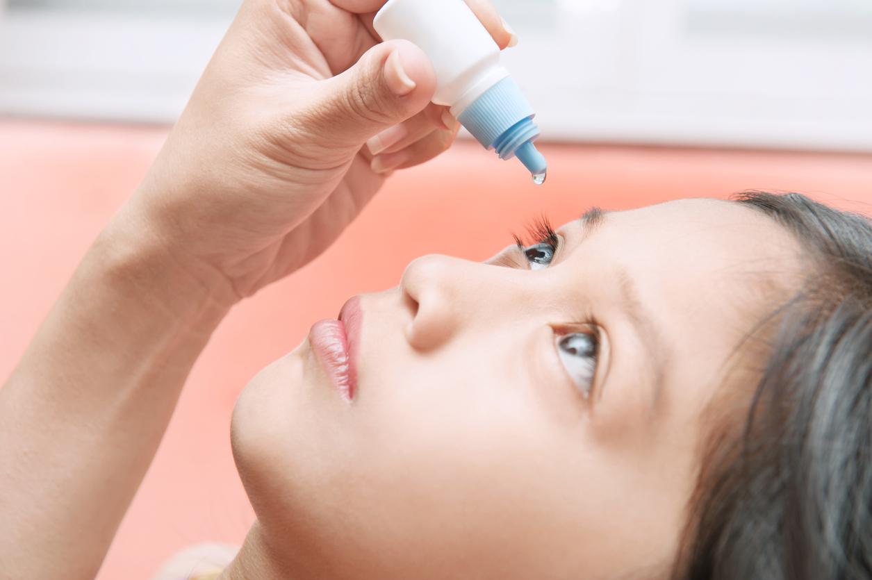 Des gouttes oculaires pour ralentir la myopie chez les enfants