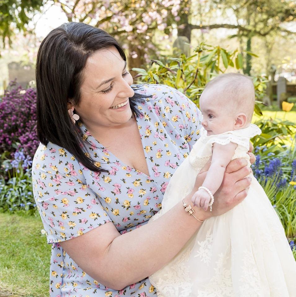 Après 13 fausses couches, une Britannique donne naissance à son premier enfant