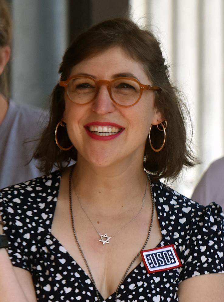 Mayim Bialik : la star de Big Bang Theory se confie sur son expérience cauchemardesque avec le GLP-1