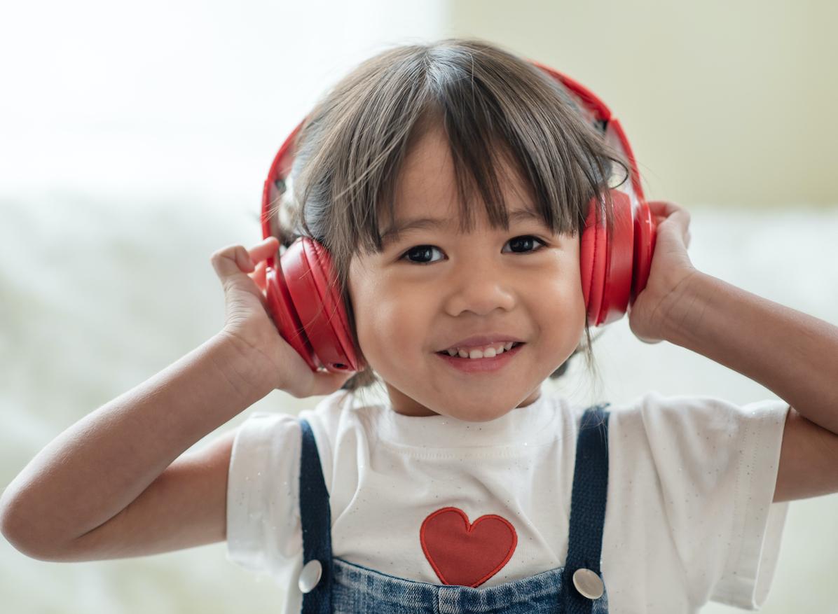 Comment stimuler la mémoire auditive de votre enfant ?